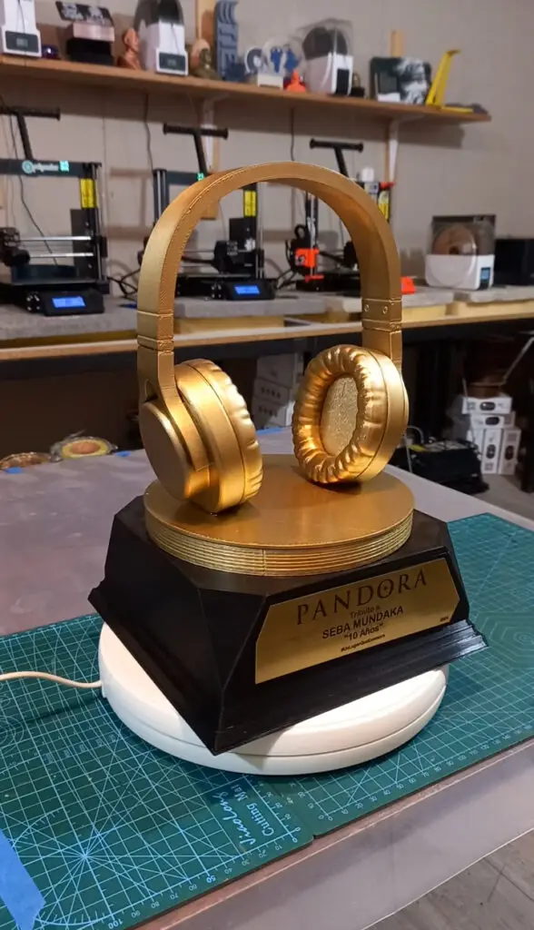 galvano Lomerece trofeo DJ